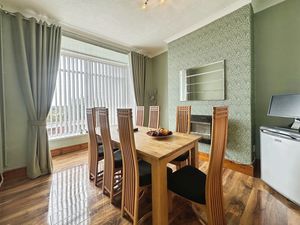Dining Room- click for photo gallery